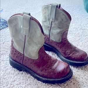 Ariat fatbaby cowboy boots